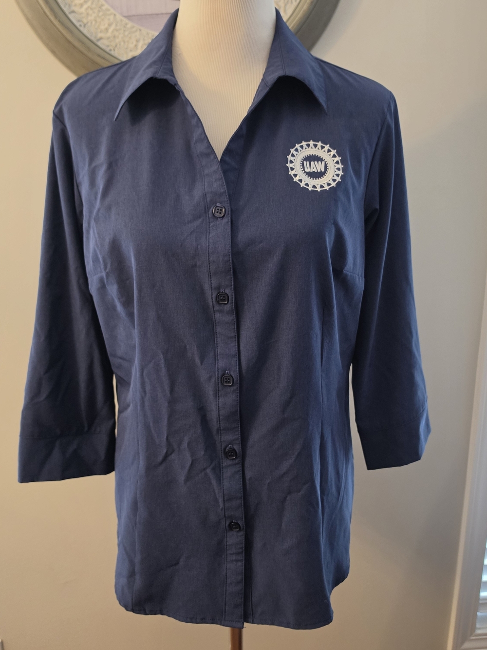 UAW Blue Solid Button-Up Collared 3/4 Sleeve Embroidered Shirt Top Size L